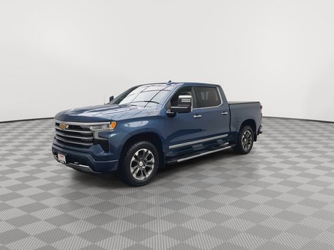 Certified 2024 Chevrolet Silverado 1500 High Country w/ Technology Package image 42