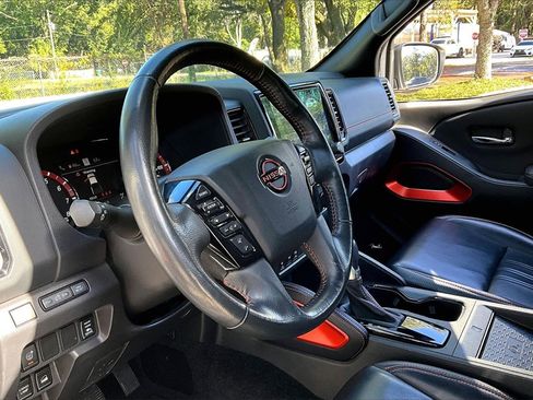 Used 2023 Nissan Frontier PRO-4X w/ Pro-4X Premium Package image 14