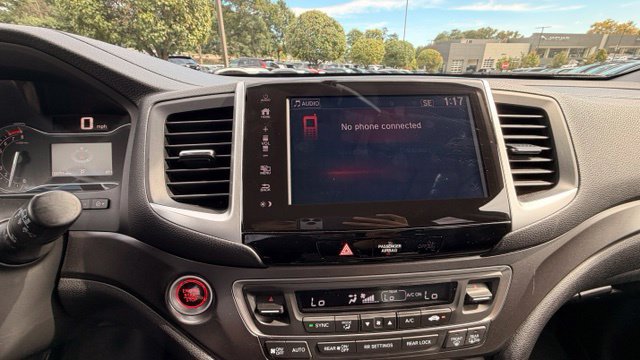 Used 2017 Honda Pilot EX-L image 10