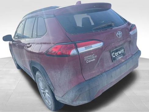 Used 2023 Toyota Corolla Cross LE image 14