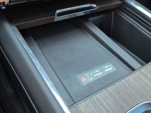 Used 2024 GMC Acadia Denali FWD image 25