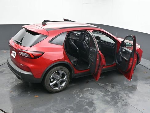 Used 2025 Ford Escape ST-Line w/ Cold Weather Package image 86