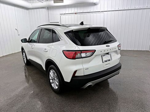 Used 2020 Ford Escape SE image 33