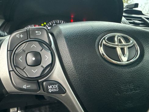 Used 2012 Toyota Camry SE image 28