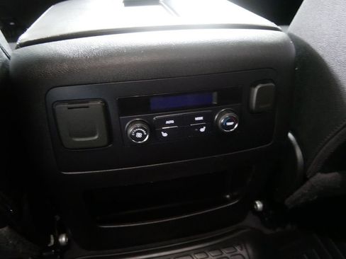 Used 2020 GMC Yukon SLT image 22