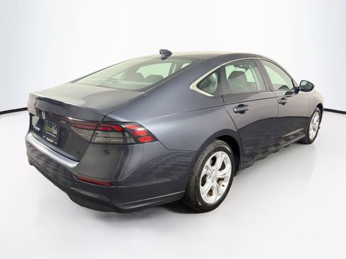 Used 2025 Honda Accord LX image 9