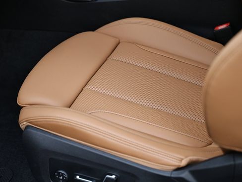 New 2026 BMW 430i 430i w/ M Sport Package image 23