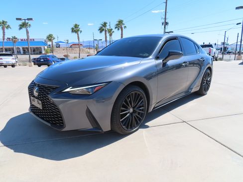 Used 2022 Lexus IS 300 AWD w/ Premium Package image 3
