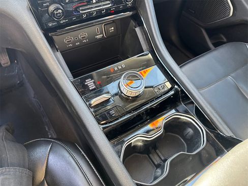 Used 2023 Jeep Grand Cherokee 4WD 4xe image 18