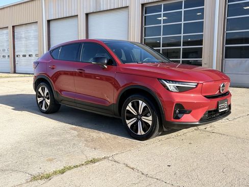 Used 2023 Volvo C40 P8 Recharge Plus AWD/4WD image 3