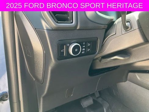 Used 2025 Ford Bronco Sport Heritage w/ Convenience Package image 26