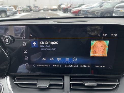 New 2026 Chevrolet Trax LT w/ Sunroof Package image 16