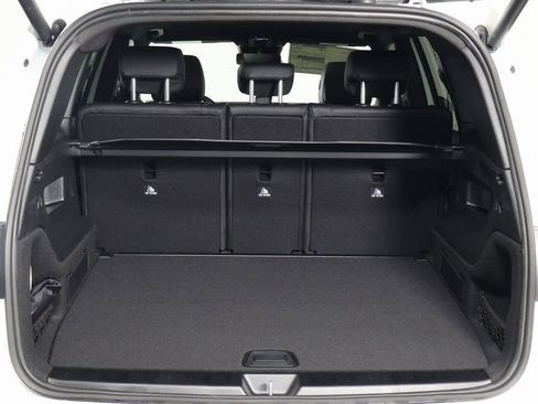 New 2026 Mercedes-Benz GLB 250 image 8
