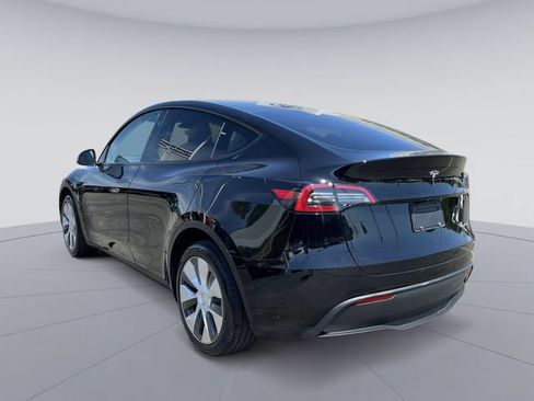 Used 2023 Tesla Model Y Long Range AWD/4WD image 7