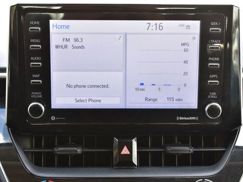 Used 2021 Toyota Corolla LE image 32