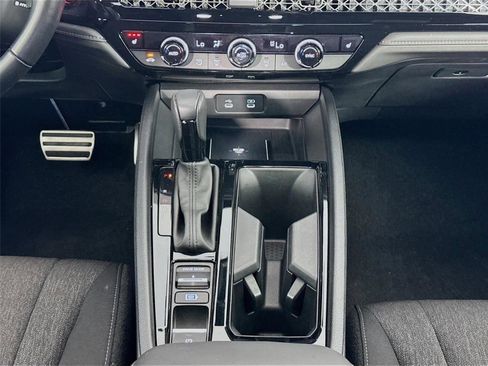 Used 2025 Honda Accord Sport image 31