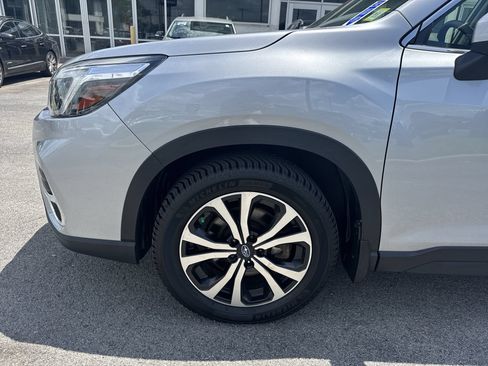 Used 2019 Subaru Forester Limited AWD/4WD image 34