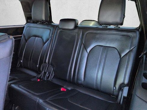 Used 2021 Ford Expedition Limited RWD image 29