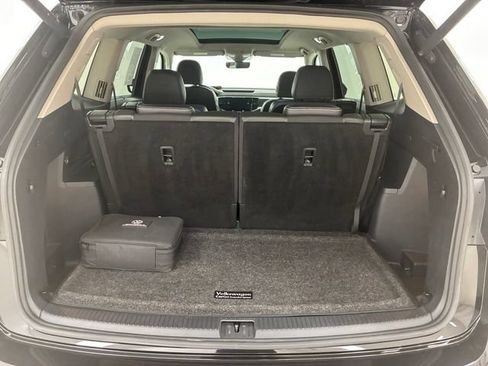 Used 2023 Volkswagen Atlas SEL Premium AWD/4WD image 17