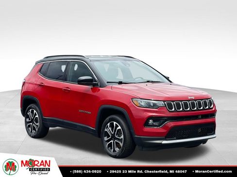 Used 2023 Jeep Compass Limited AWD/4WD image 7