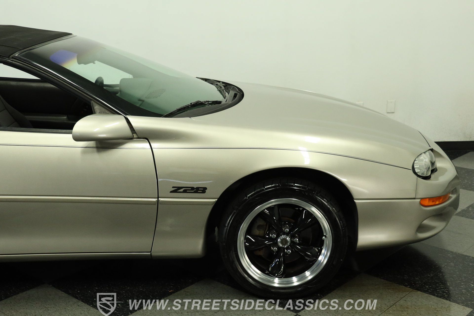 Used 1999 Chevrolet Camaro Z28 RWD image 29