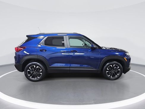 Certified 2023 Chevrolet TrailBlazer LT image 2
