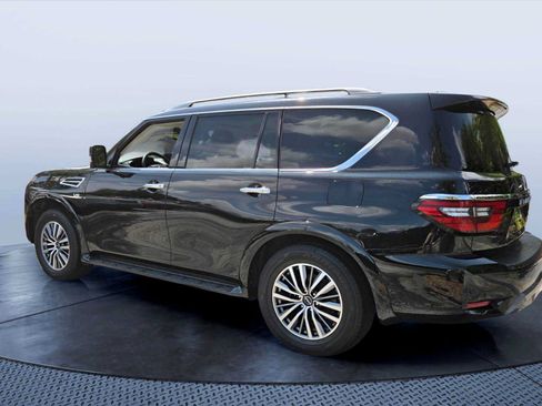 Used 2021 Nissan Armada SL w/ Captain's Chairs Package AWD/4WD image 4