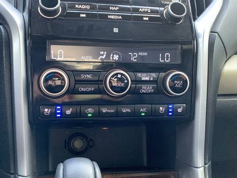 Used 2022 Subaru Ascent Touring image 26