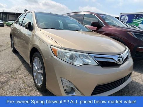 Used 2012 Toyota Camry XLE FWD image 10