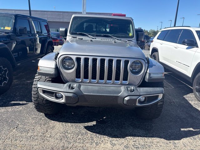 Used 2020 Jeep Gladiator Overland AWD/4WD image 2
