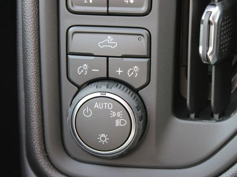 New 2026 Chevrolet Silverado 1500 Custom Trail Boss w/ LPO, Dark Essentials Package image 38