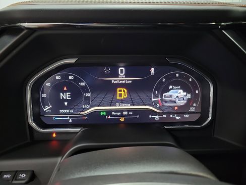 Used 2024 GMC Sierra 1500 AT4 w/ Technology Package AWD/4WD image 19