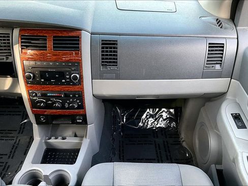Used 2008 Dodge Durango SLT image 26