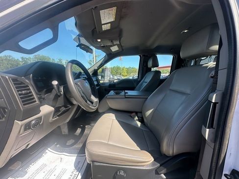Used 2019 Ford F550 2WD SuperCab Super Duty image 12