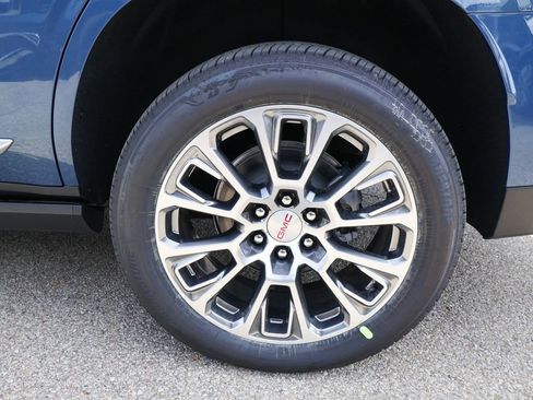 New 2026 GMC Yukon Denali AWD/4WD image 43