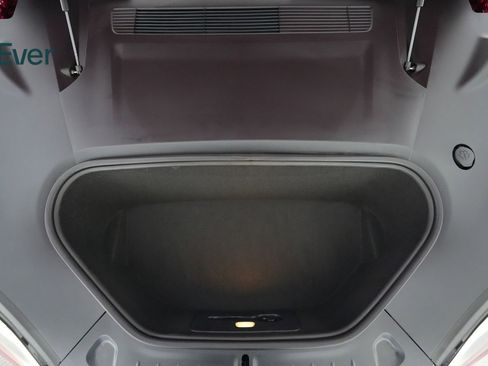 Used 2022 Tesla Model S Plaid image 26