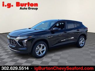 New 2026 Chevrolet Trax LS w/ LS Convenience Package FWD video 2