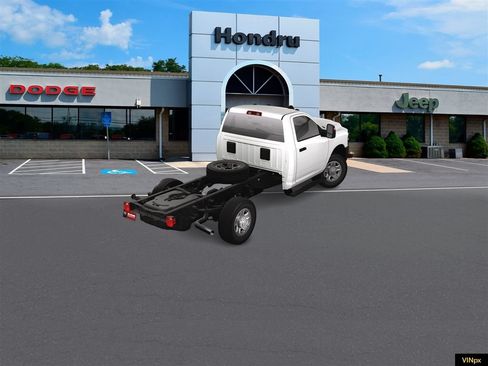 Used 2024 RAM 3500 Tradesman AWD/4WD image 7