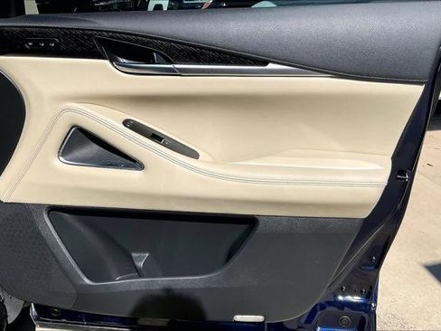 Used 2023 INFINITI QX60 Sensory w/ Vision Package AWD/4WD image 22