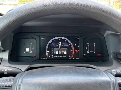 Used 2025 Toyota Tacoma SR5 AWD/4WD image 23