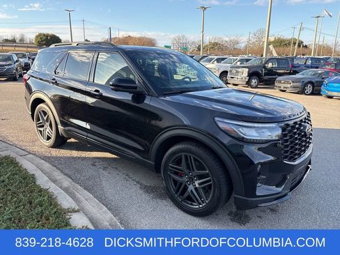 Used 2025 Ford Explorer ST image 7