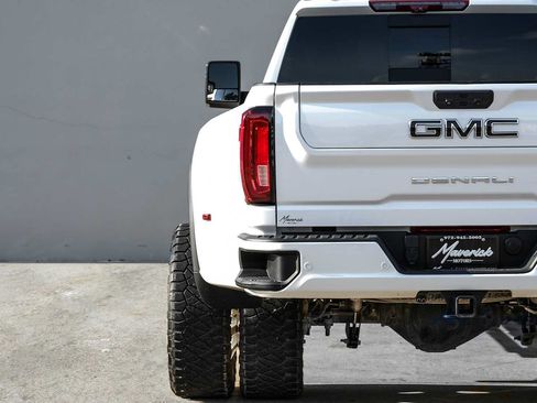 Used 2022 GMC Sierra 3500 Denali w/ Denali Ultimate Package AWD/4WD image 47