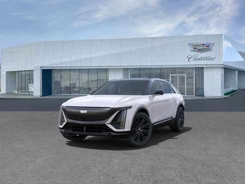 New 2025 Cadillac Lyriq Sport image 8