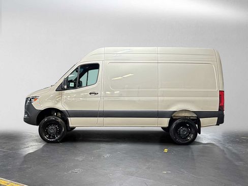 Used 2026 Mercedes-Benz Sprinter 2500 image 6