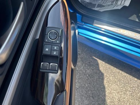 Used 2019 Lexus RC 350 w/ Premium Package RWD image 11
