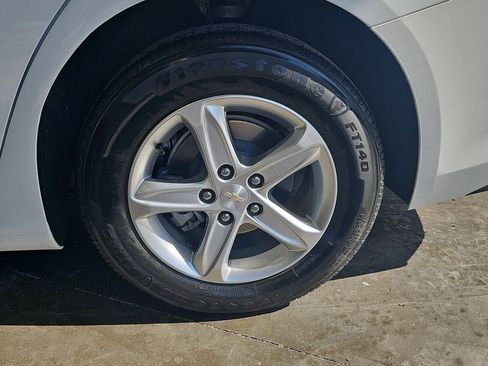 Used 2024 Chevrolet Malibu LT FWD image 30