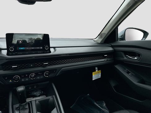 New 2025 Honda Accord SE image 17