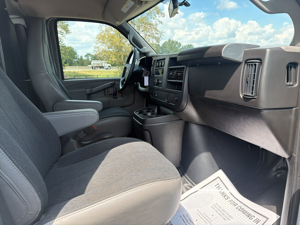 Used 2025 Chevrolet Express 2500 w/ Driver Convenience Package RWD image 19