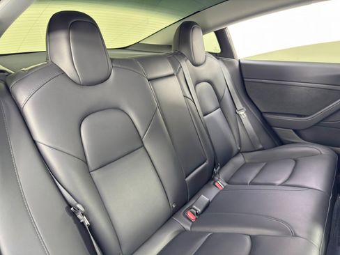 Used 2023 Tesla Model 3 Standard Range image 35