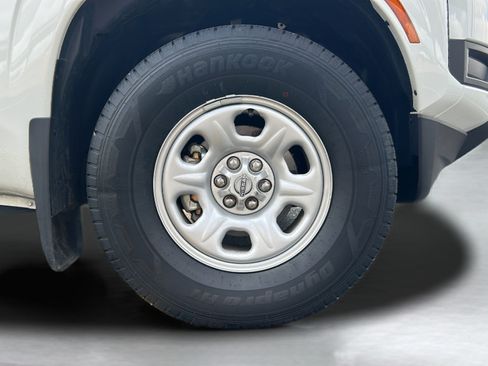 Used 2025 Nissan Frontier S RWD image 30